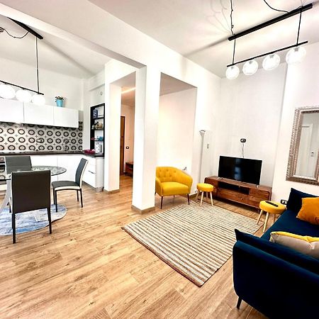 斯培西亚Lombardo'S Family - Free Private Parking 700M From The Station!公寓 外观 照片